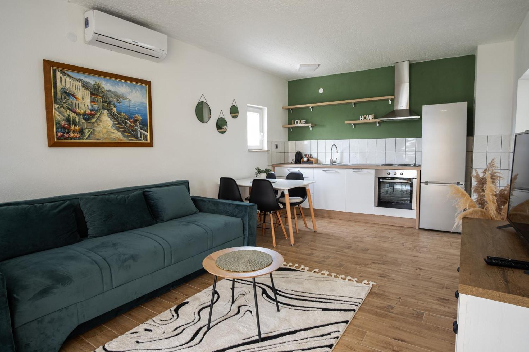 Natura Apartmani Ljubuski Bagian luar foto