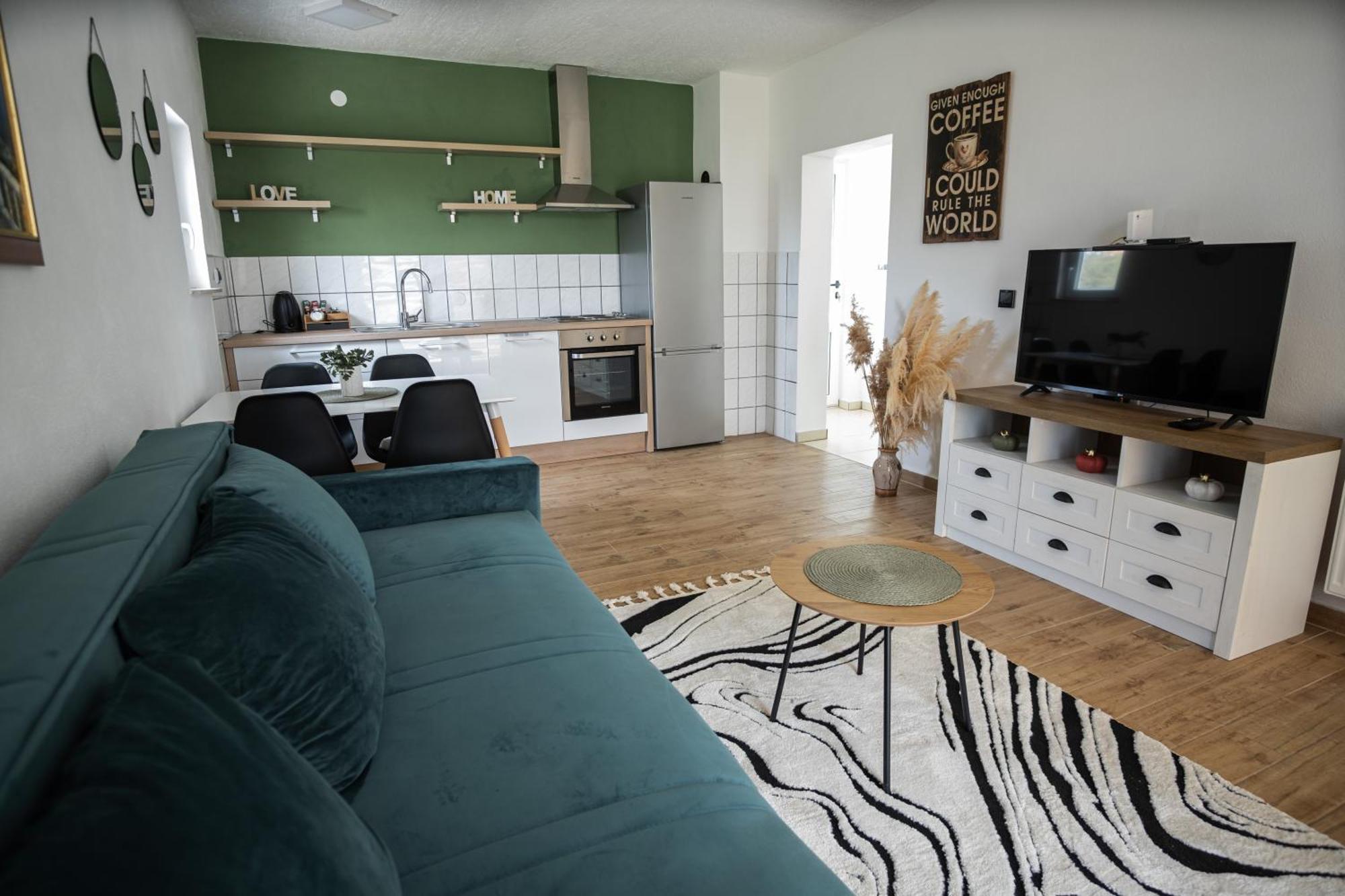 Natura Apartmani Ljubuski Bagian luar foto